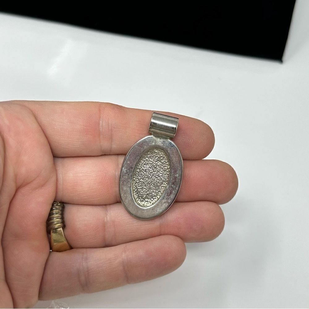 Nice pendant - Picture 2 of 2